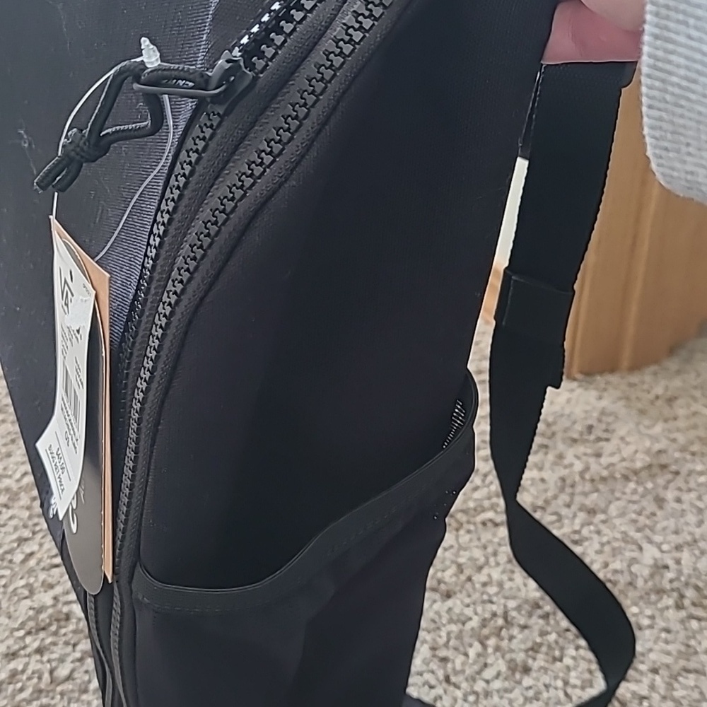 Vans Black Sling Bag - Picture 3 of 9
